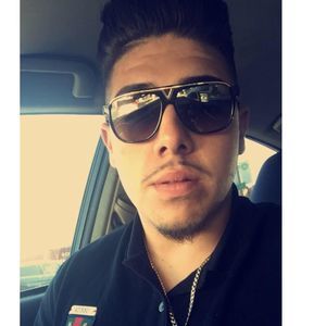 Meet your Posher, Luis